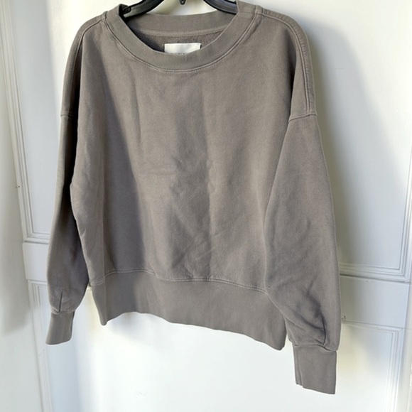 BROCHU WALKER SWEATSHIRT Crewneck Tan Taupe Color size medium Boxy 100% Cotton - Picture 1 of 10